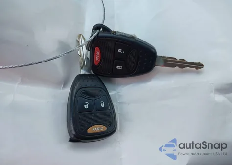 2007 Dodge Ram 1500 Slt/Trx4 Off Road/Sport z USA, uszkodzony, nr VIN 1D7HU18P87S109924